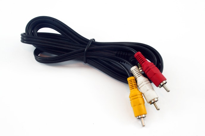 Kabel, minim delay dan support untuk perangkat tertentu