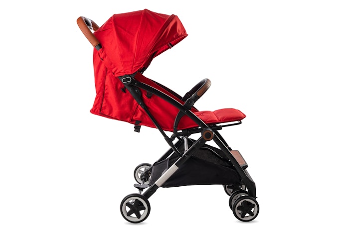 Untuk bayi 7 bulan ke atas, pilih stroller dengan kemiringan 100°