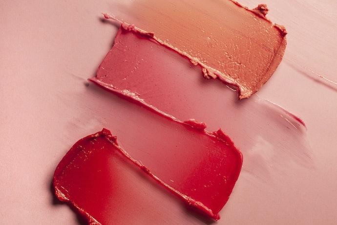 Liquid dan cream, coverage dan ketahanannya tinggi
