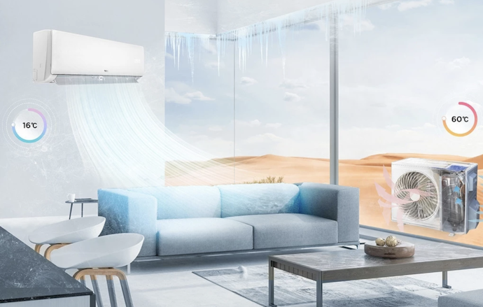 Untuk ruangan dengan banyak alat elektronik dan aktivitas, lebih cocok menggunakan acuan 500 BTU/h per 1 m³