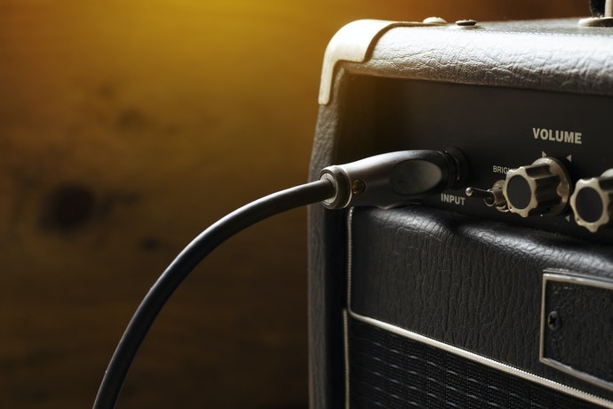 Marshall, hasil suara midrange yang cocok untuk musik rock