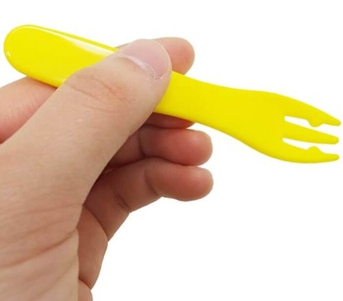 Parent feeding spoon: Untuk bayi usia 6–12 bulan yang belum bisa makan sendiri