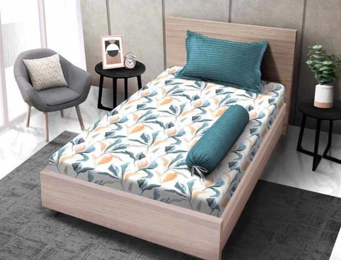 Fitted, model paling umum ditemui