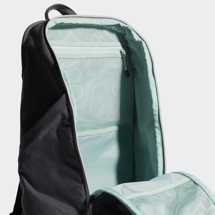 Kompartemen laptop, menjaga laptop dari barang lainnya