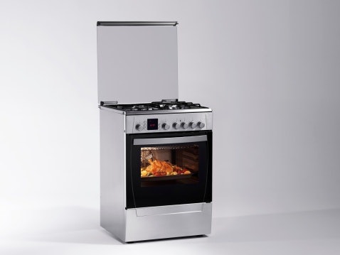 Agar lebih awet, pilih kompor freestanding dengan material body stainless steel