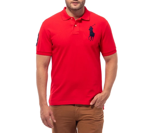 Polo Ralph Lauren: Pilihan warna dan motifnya lebih bervariasi, beberapa memiliki logo kuda khas lebih besar
