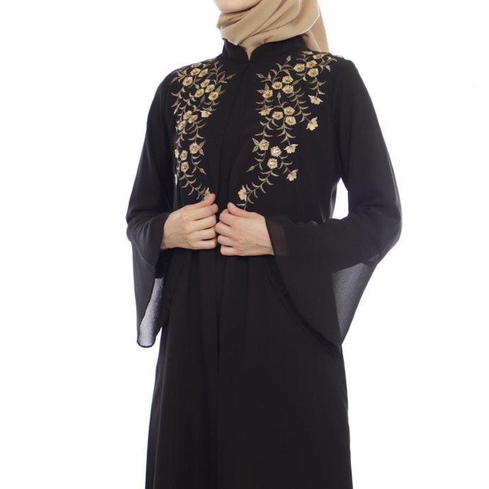 Gamis sifon ceruti, memiliki tekstur yang lembut
