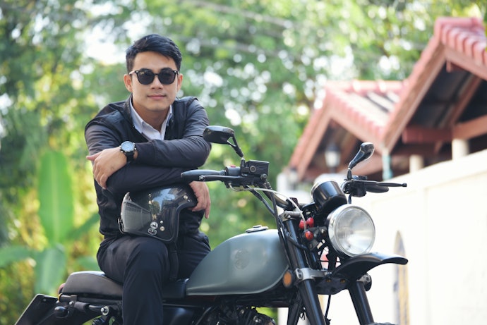Jaket motor poliester, cocok untuk riding harian dengan harga yang terjangkau