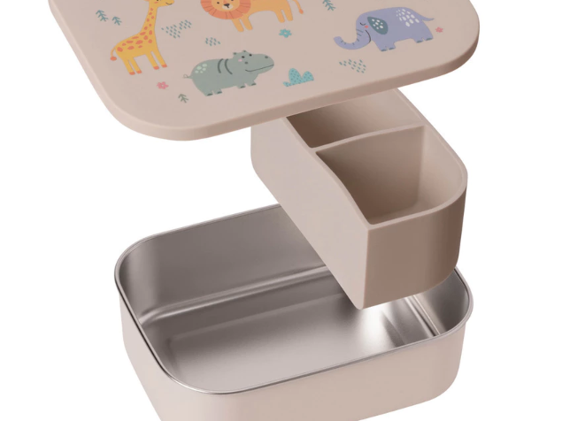 Removable tray, lebih mudah dicuci
