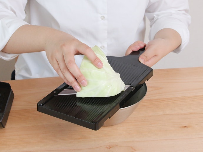 Mandoline slicer untuk kubis, mempersingkat waktu memotong kubis