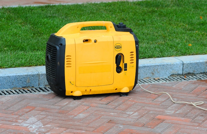 Genset portable, kecil dan praktis