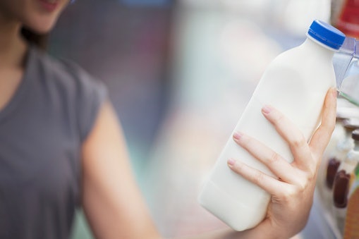 Susu tinggi protein: Mencegah risiko hypercholesterolemia, hipertensi, dan penyakit jantung