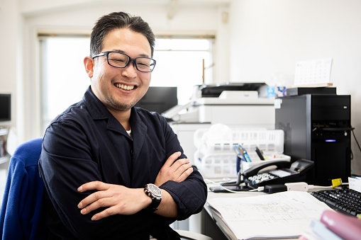 Eyeglasses: Lensa bening dan terlihat lebih bersih