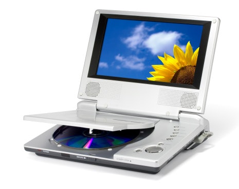 DVD player portable, cocok untuk dibawa bepergian