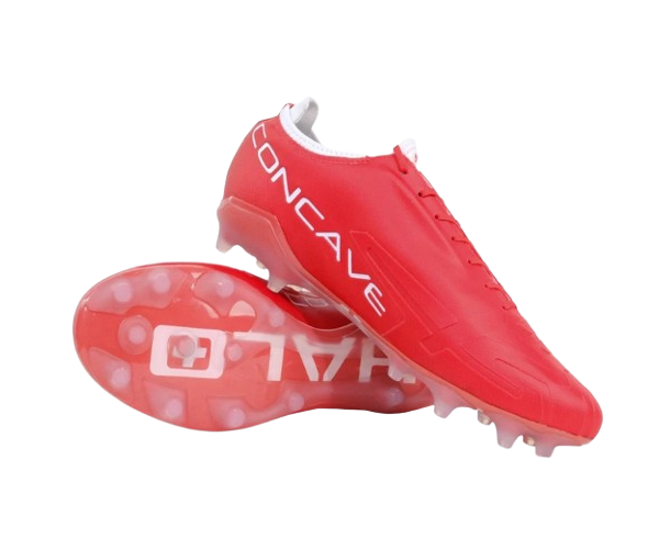 Concave, menyediakan sepatu bola AG atau sepatu khusus lapangan rumput sintetis