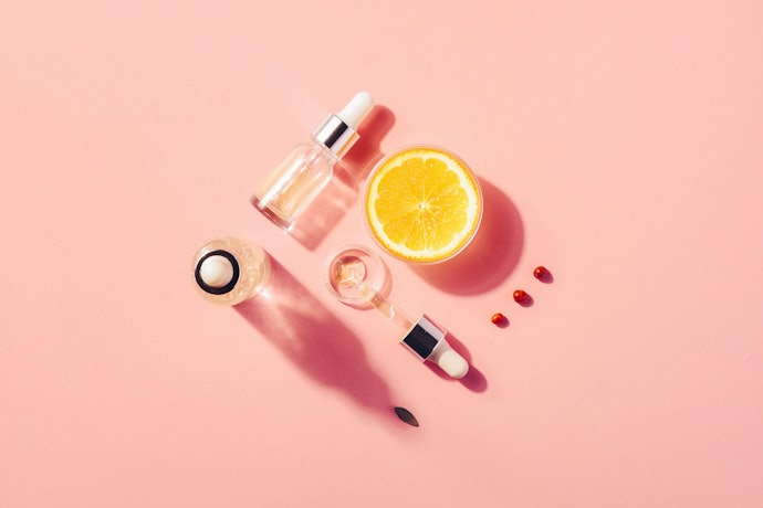Jika kulit kusam: Temukan bahan pencerah seperti vitamin C