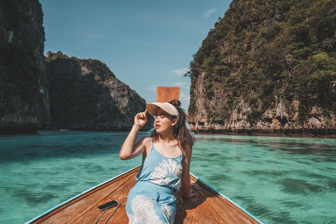 Visor hat: Untuk tampilan sporty