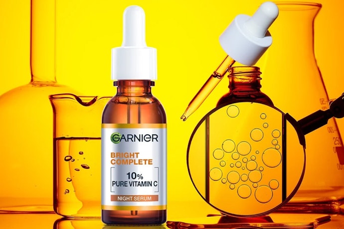 Serum vitamin C untuk kulit berminyak: Utamakan tambahan kandungan oil-control seperti niacinamide atau salicylic acid