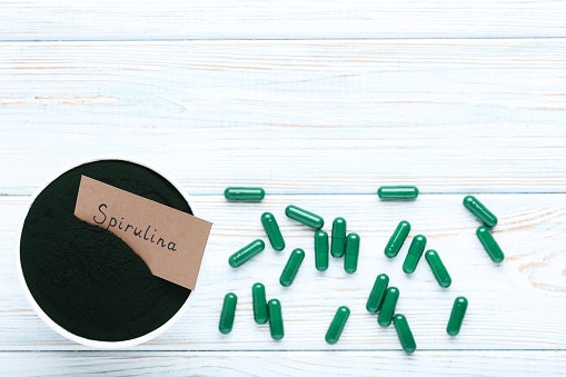 Spirulina kapsul, cangkang kapsul dapat dipilih sesuai dengan concern Anda