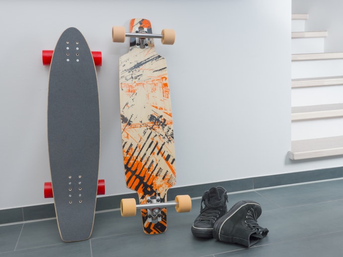 Longboard deck, cocok untuk melakukan skateboard tanpa trik
