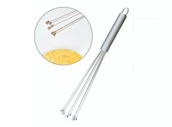 Tipe ball whisk: Lebih cepat dalam mengocok dan mencampur cairan
