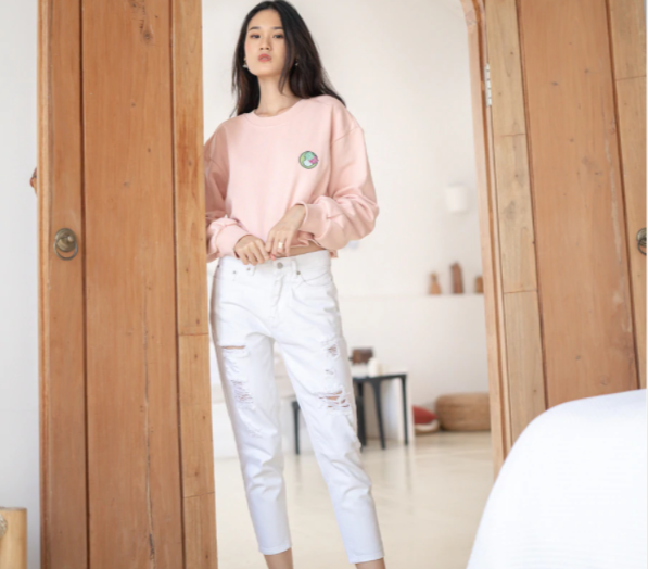 Regular atau straight fit: Pilihan mudah untuk semua bentuk tubuh