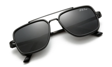 Grey Jack: Menawarkan lensa polarized dan UV protection dengan harga kompetitif