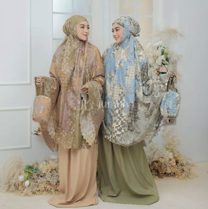 Model two-pieces: Bisa digunakan secara terpisah serta disesuaikan ukurannya