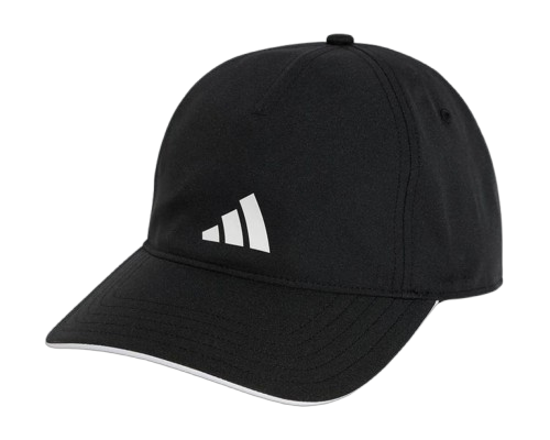 Untuk aktivitas olahraga, utamakan topi dengan teknologi moisture-wicking, seperti Nike Dri-FIT atau adidas Aeroready
