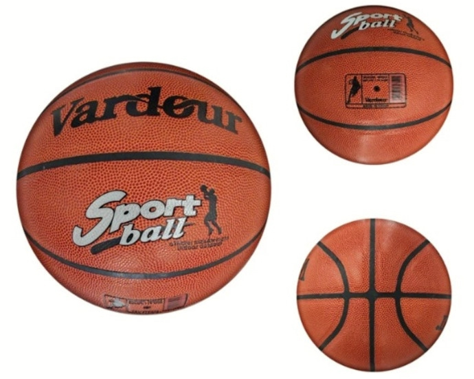 Untuk basket indoor, gunakan bola dari kulit sintetis yang nyaman