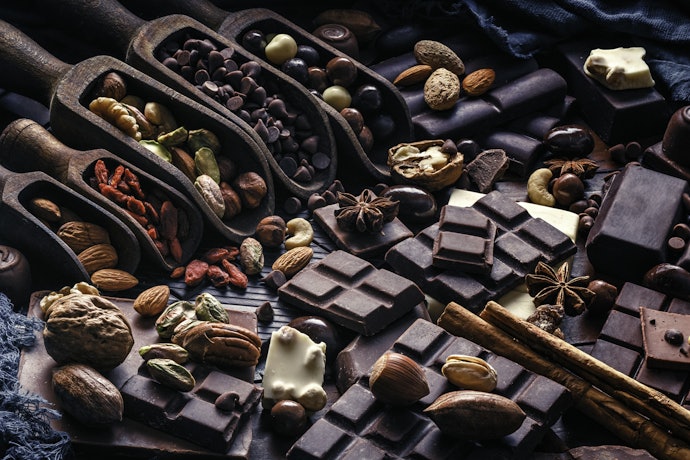Dark chocolate dengan varian rasa, memberikan cita rasa berbeda