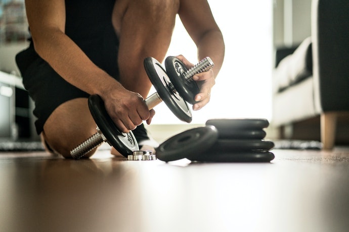 Untuk membentuk otot, cross trainer dengan variasi penyesuaian beban