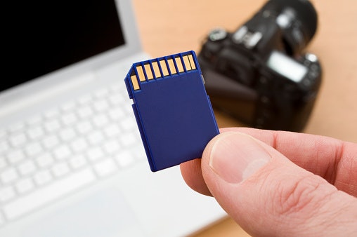 Local storage, harga terjangkau dan mudah didapat