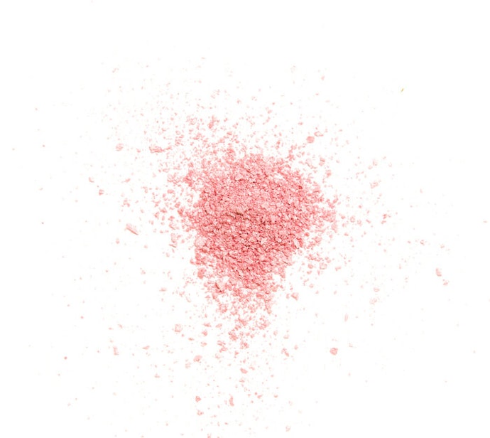 Warna pink, agar kulit Anda terlihat merona