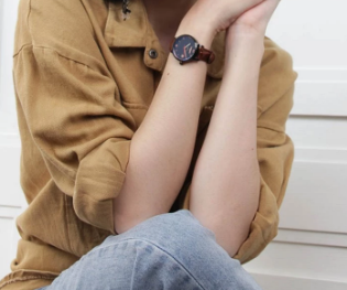 Jam tangan kulit wanita besar, untuk pergelangan tangan besar