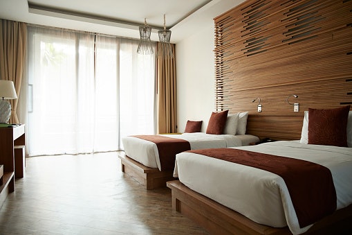 Jenis bed, sesuai tipe dan jumlah tempat tidurnya