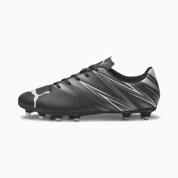 Soccer shoes: Bermain makin asyik dengan outsole khusus untuk indoor atau outdoor