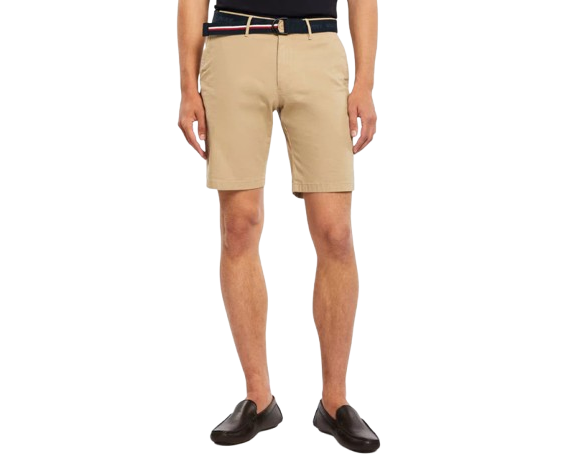 Tommy Hilfiger: Gaya smart-casual yang rapi untuk tampilan berkelas