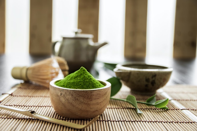 Matcha powder untuk minuman: Matcha dengan gula yang bisa langsung diseduh
