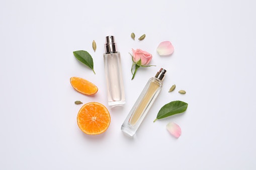 Wangi buah, seperti citrus, memberi efek menyegarkan