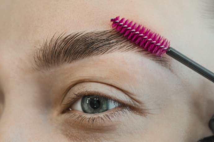 Brow gel mascara: Hasilnya lebih natural
