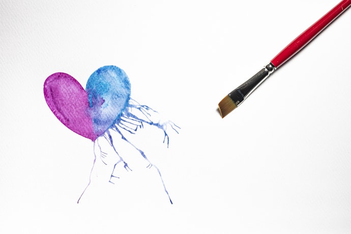 Angled brush: Membuat French manicure dan gradasi warna jadi lebih mudah