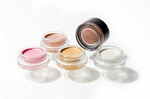 Cream shadow: Lebih tahan lama