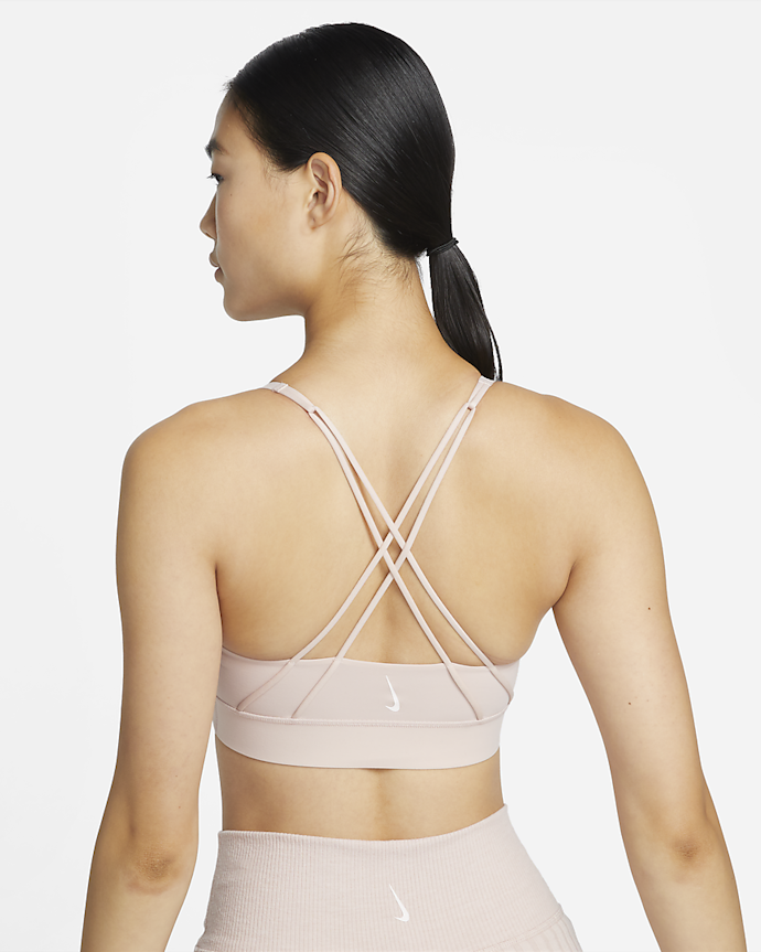 Criss-cross back, bisa memberikan tekanan yang tegas