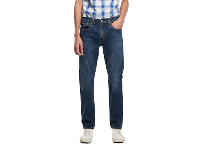 Seri 502™ dan 512™, taper jeans modern untuk tampilan kaki lebih jenjang