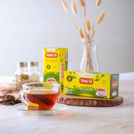 Teh Celup Tong Tji, rasa teh yang khas dengan aroma melati