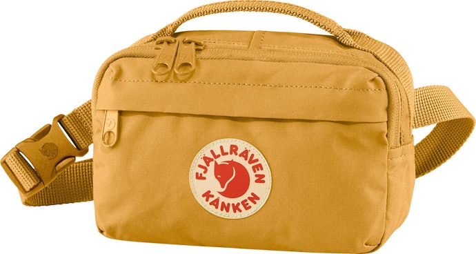 Hip pack dan sling bag, ringkas serta praktis dibawa ke mana saja
