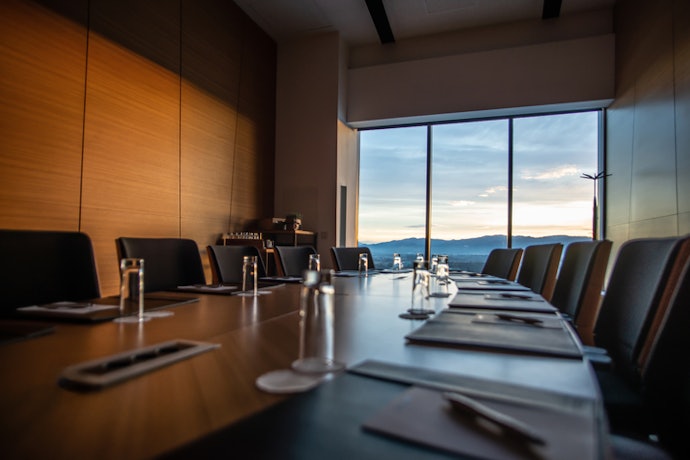 Urusan bisnis: Meeting room yang memadai