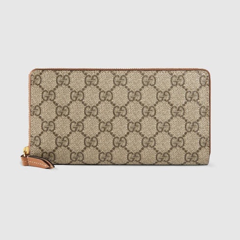 Kanvas GG Supreme : Bahan populer khas Gucci