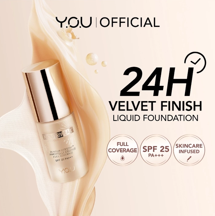 Natural atau silk velvet matte: Menyerap minyak sekaligus memberi kilau di wajah, ideal untuk kulit normal atau kombinasi